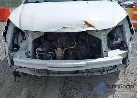 2010 Honda Odyssey Touring z USA, uszkodzony, nr VIN 5FNRL3H90AB039449